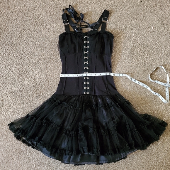 Poizen Industries corset dress - Picture 4 of 5